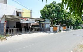 Reddoorz Near Gor Wisanggeni